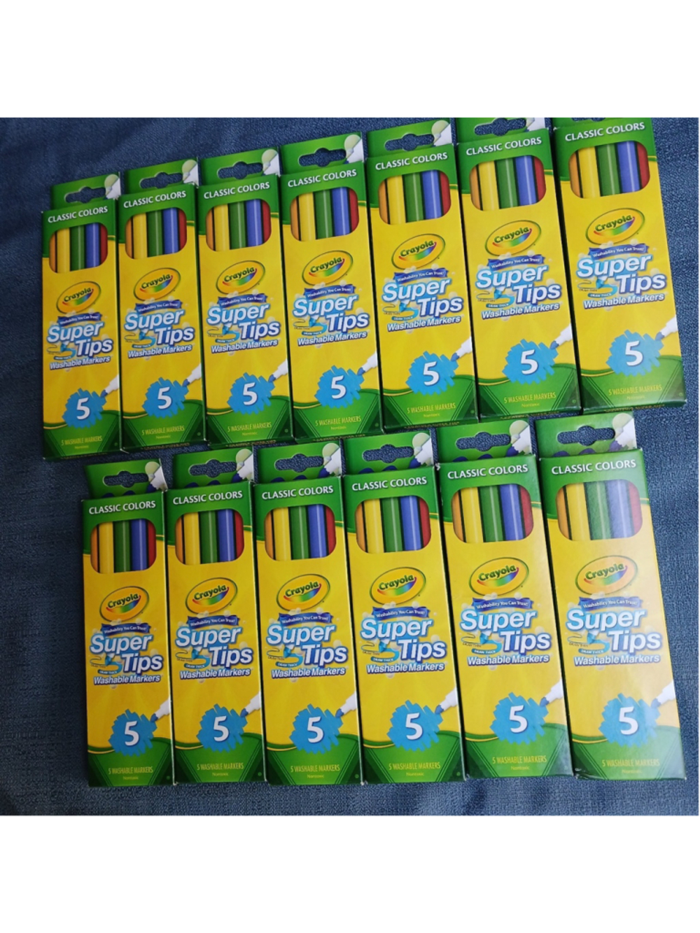 Lot Of 13 Crayola Super Tips Washable Markers: Vibrant, Versatile Art Tools